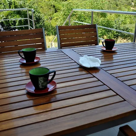 Sandro Apartman
