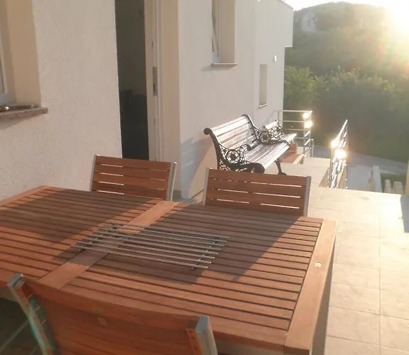 Апартаменты Sandro *