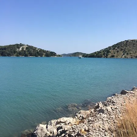 Apartment Sandro Sali