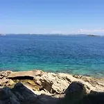 Sandro Διαμέρισμα *
